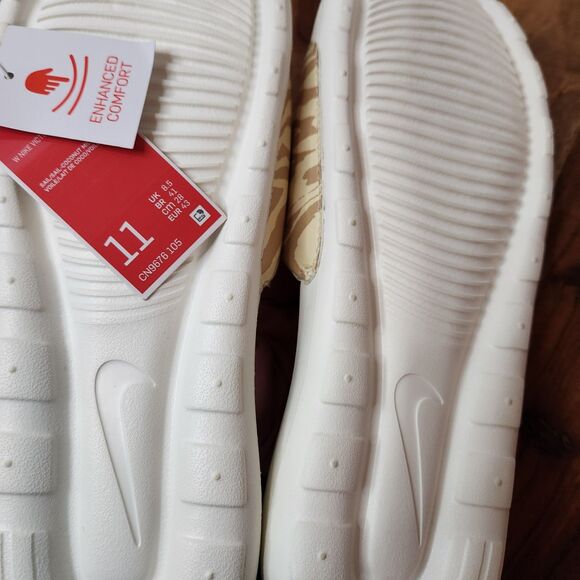 Nike Victori One Slide Sandals – Women’s Size 11, Slip-On - Picture 2 of 7